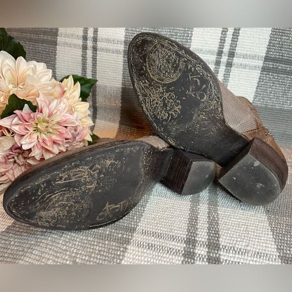 OTBT Santa Fe Textured half boot Size 8.5 - Picture 6 of 6